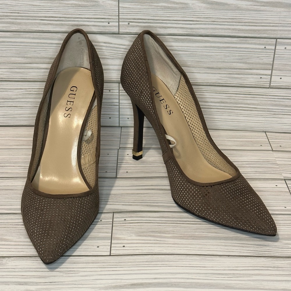 Guess Brown Suede Cutout Pointed Toe Heels Sz 8.5M